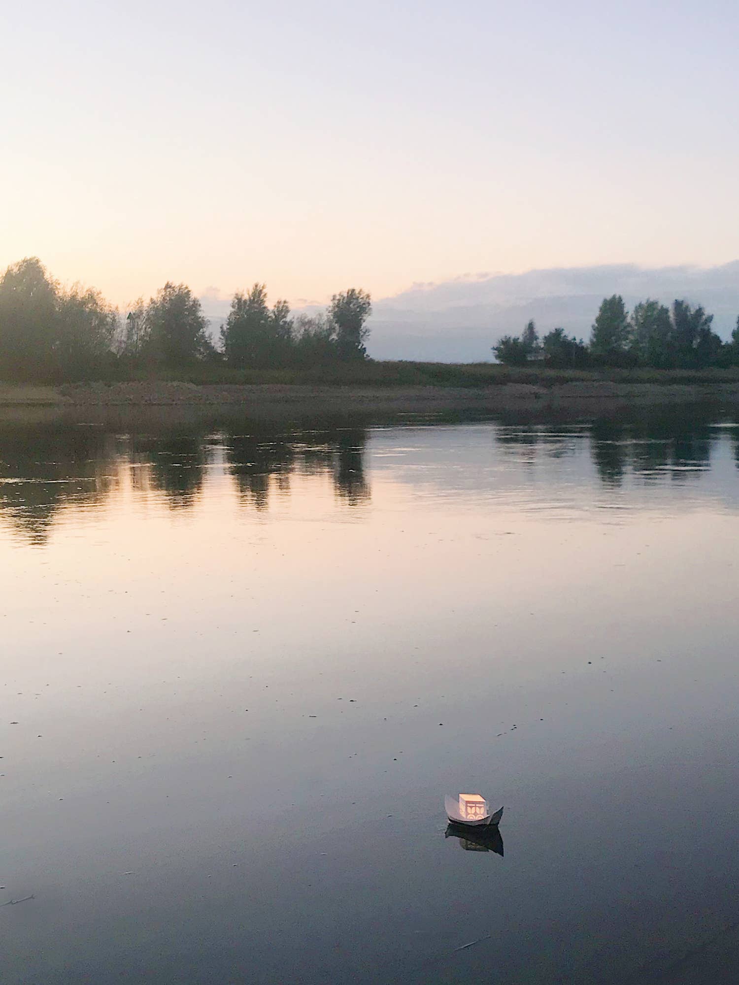 Jurianne Matter - Wholesale Decorative Tabletop Object - REJSE - floating lightboats4