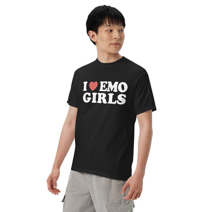 Goth Cloth Co. - Wholesale Screen Printed T-Shirt - Unisex - I Heart Emo Girl Comfy Tee4