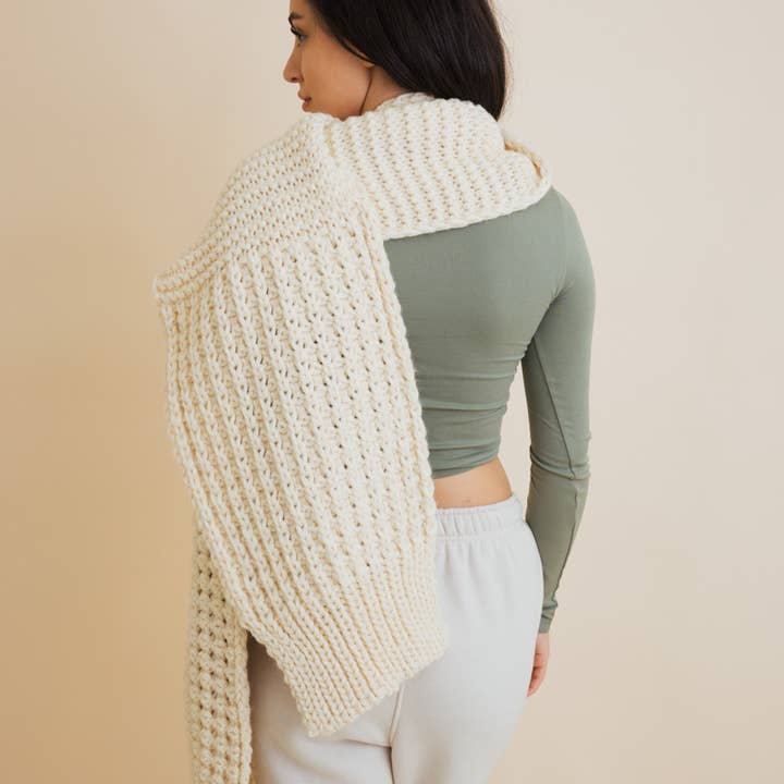 Leto Accessories - Wholesale Scarf - Unisex - Cozy Waffle Knit Edge Scarf - Winter Essential7