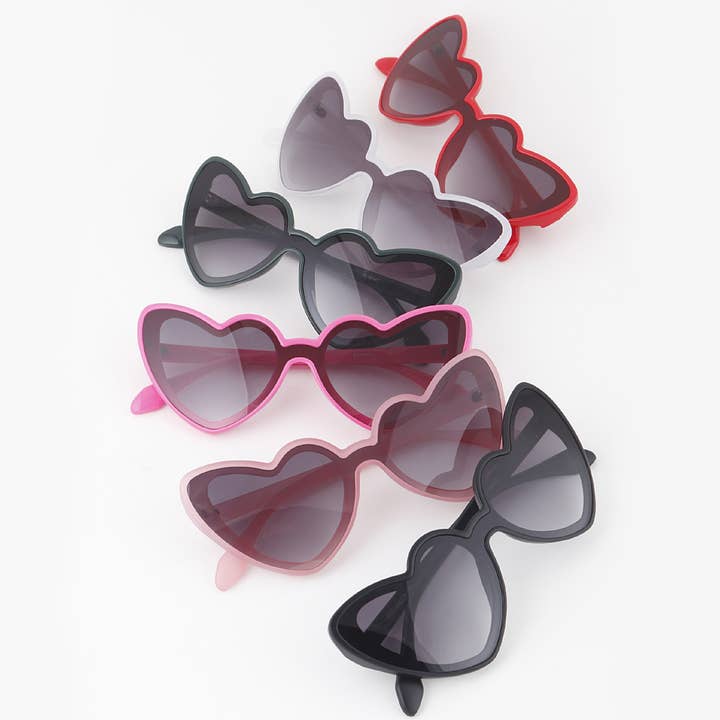 Double Heart Eyes Sunglasses for wholesale by 3AM BY H&D ACCESSORIES