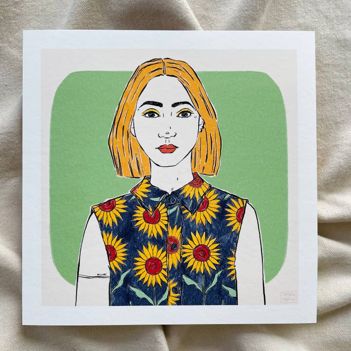 Impression artistique Sunflower Girl pour la vente par Tamara Martin