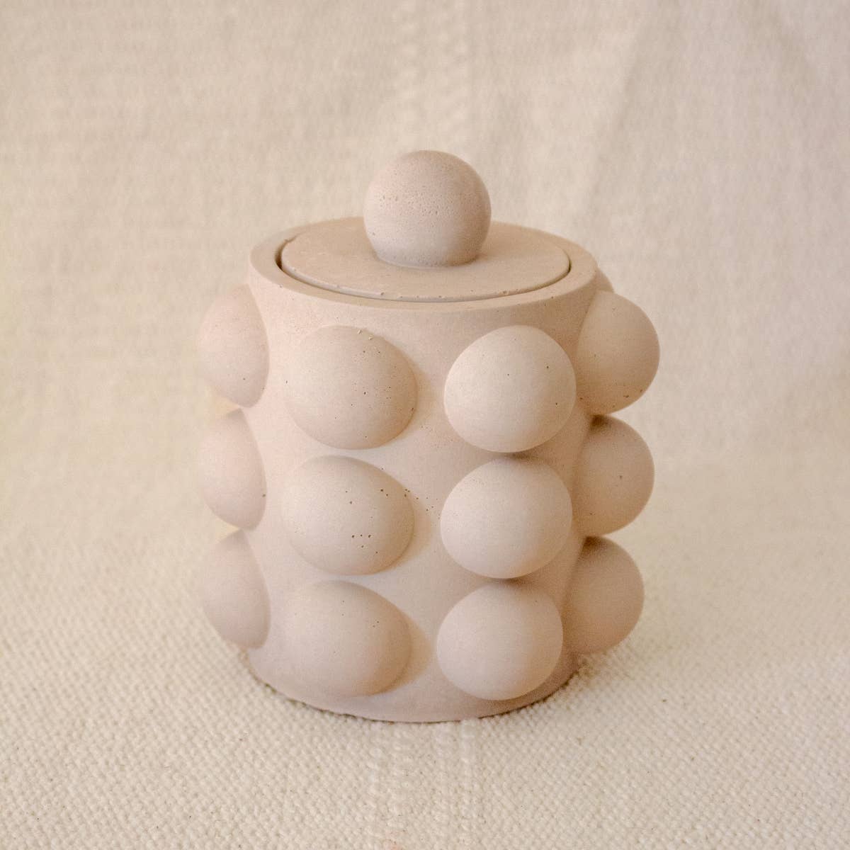 Moderniche - Vente Bougeoirs - Pot à bougie en béton vide de 8 oz avec couvercle en option - Style à bulles4