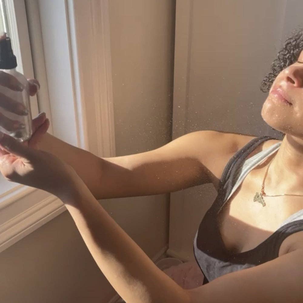 Crystal + Irie - Wholesale Aromatherapy Mist - Palo Santo Aura Spray4