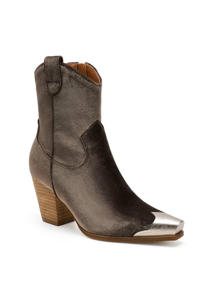 Mars Sky Shoes Wholesale - Wholesale Cowboy Boots - Women's - Beast Fashion DAKOTA-01 Women Block Heel Metallic Cap Toe Velvet Western Booties-12 Pairs Pack-42.75/Pair6