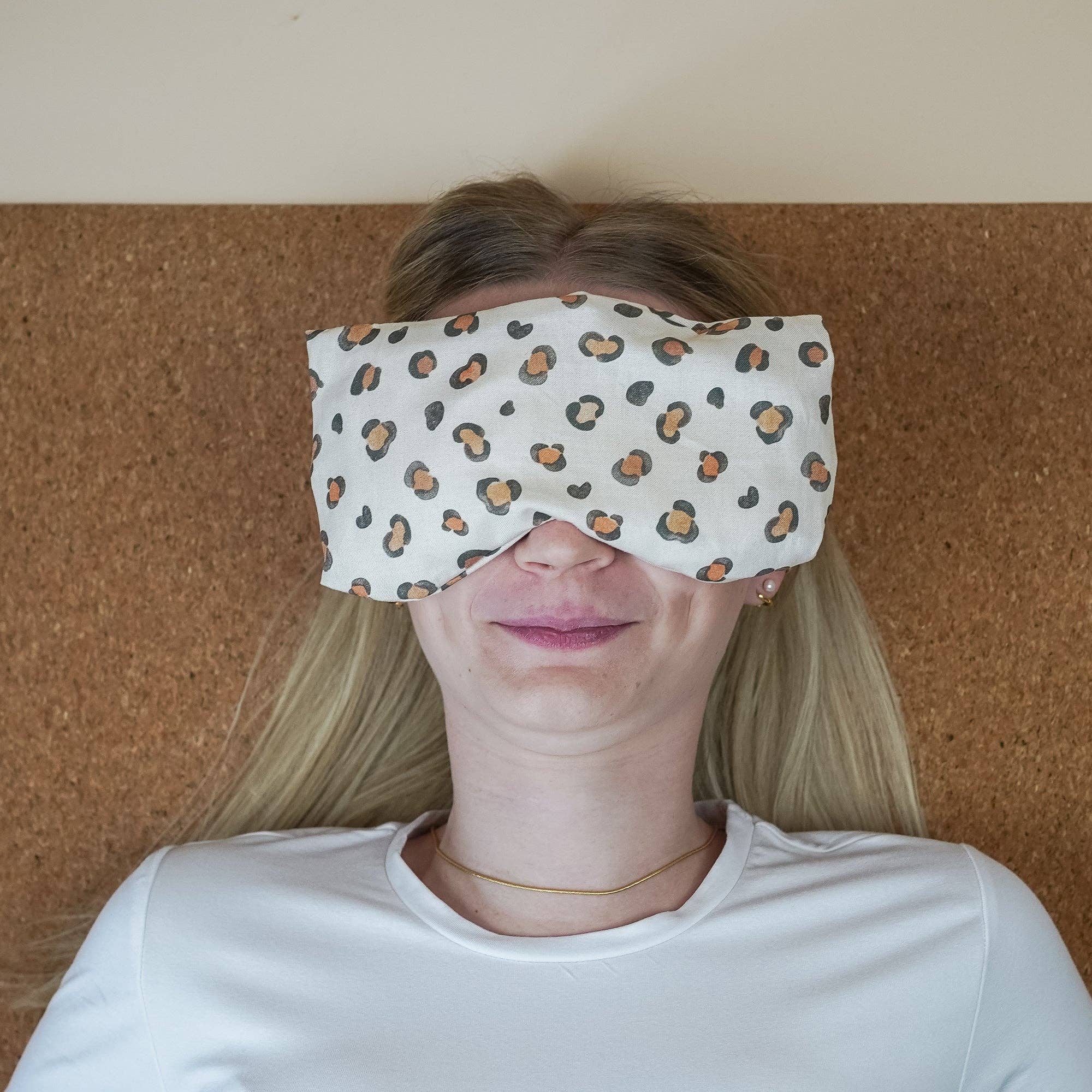 Tochter von Walter - Vendita all'ingrosso Cuscino ortopedico/per spa - Cuscino per occhi motivo leopardato chiaro