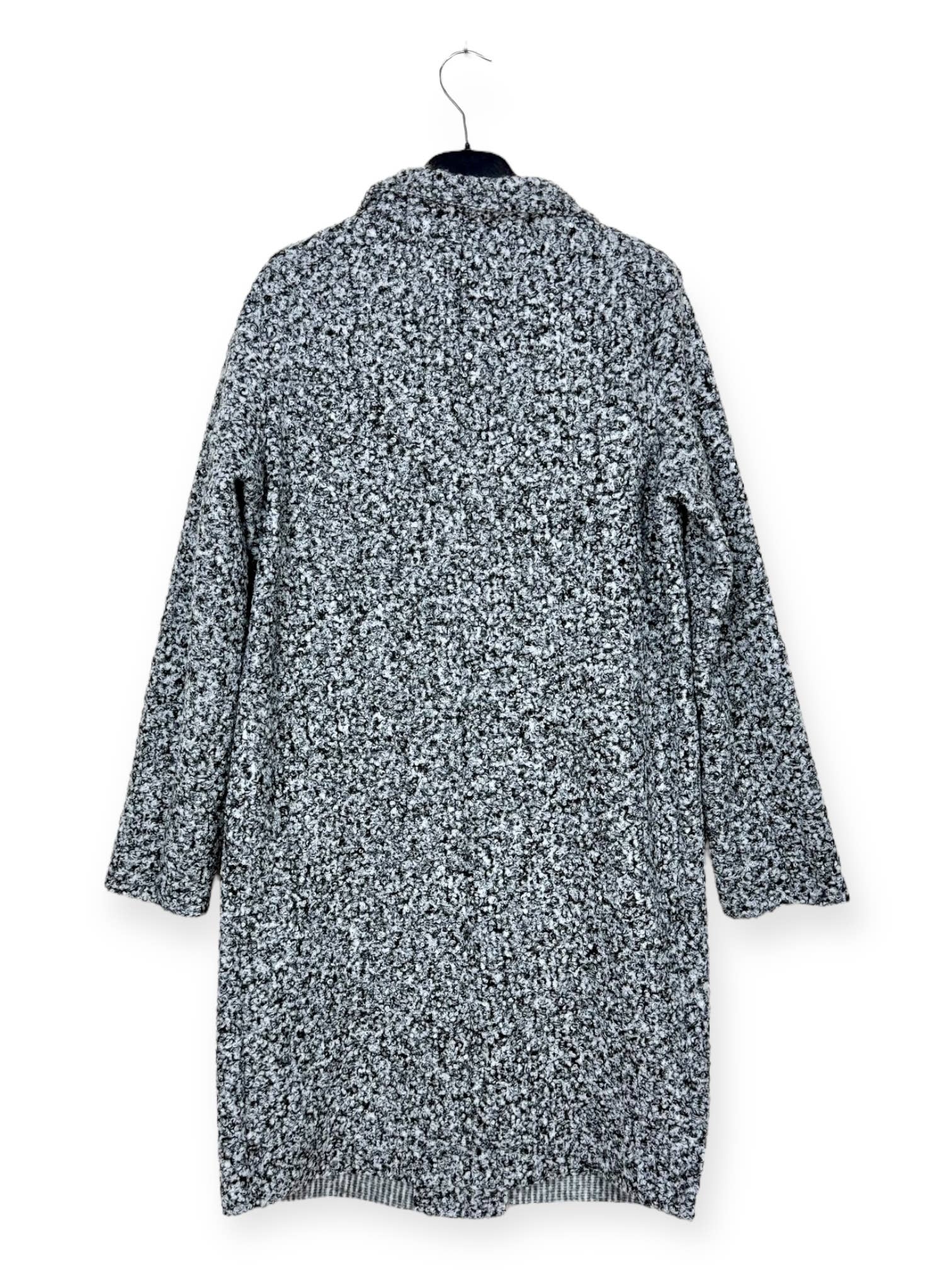 Lucky Nana – Großhandel Mantel - Damen – AH 2083 - Zweiknopf-Mantel aus Bouclé15