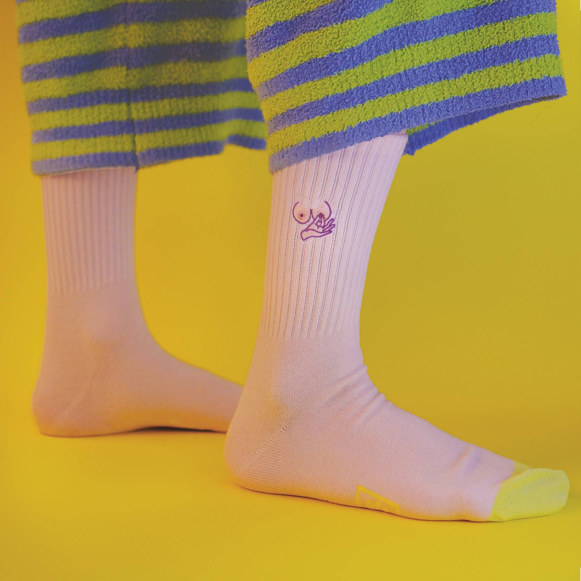 Offbeat - Wholesale Socks - Unisex - Bestickte Brust I Großhandel5