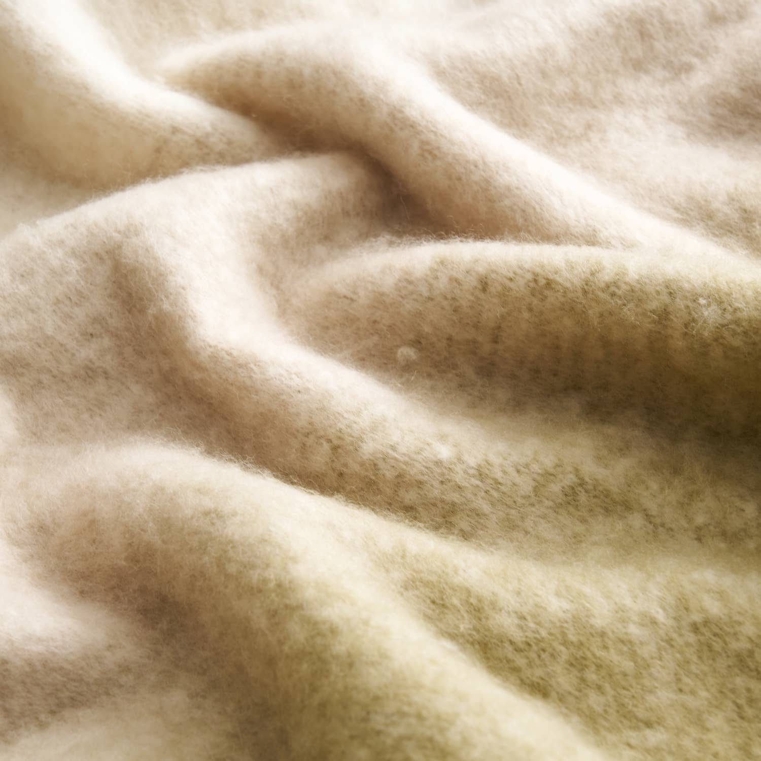 Allure Bath Fashions – wholesale Prydnadsfilt – Ombre Faux Mohair Pläd - Mjuk Franskantad Filt (Grön, Grå)7