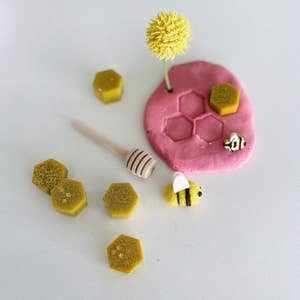 Purchase Wholesale bee candy. Free Returns & Net 60 Terms on Faire, Bee  Candy 