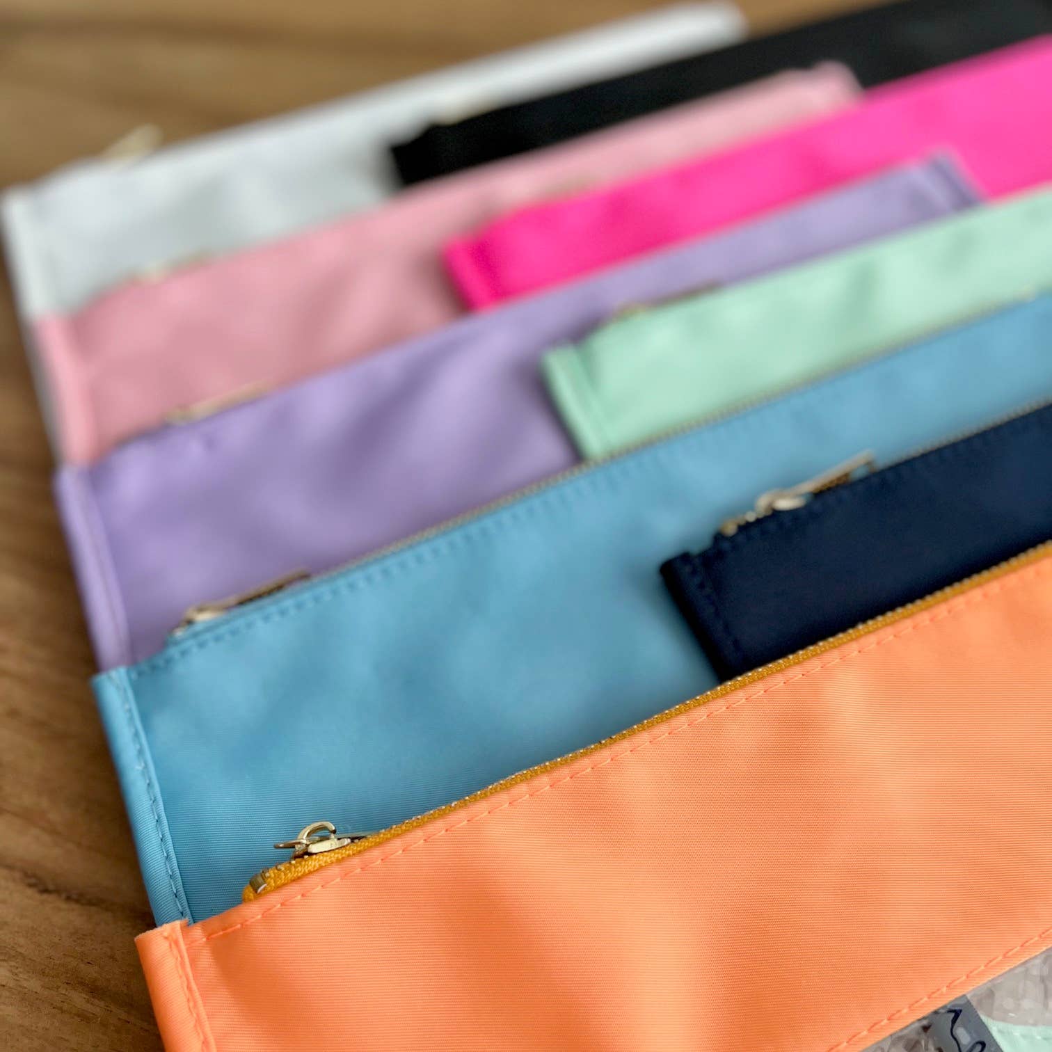 Palmy Pineapple - Wholesale Pouch - Women's - Nylon Top Clear Pouch with Chenille Letters of Your Choice11