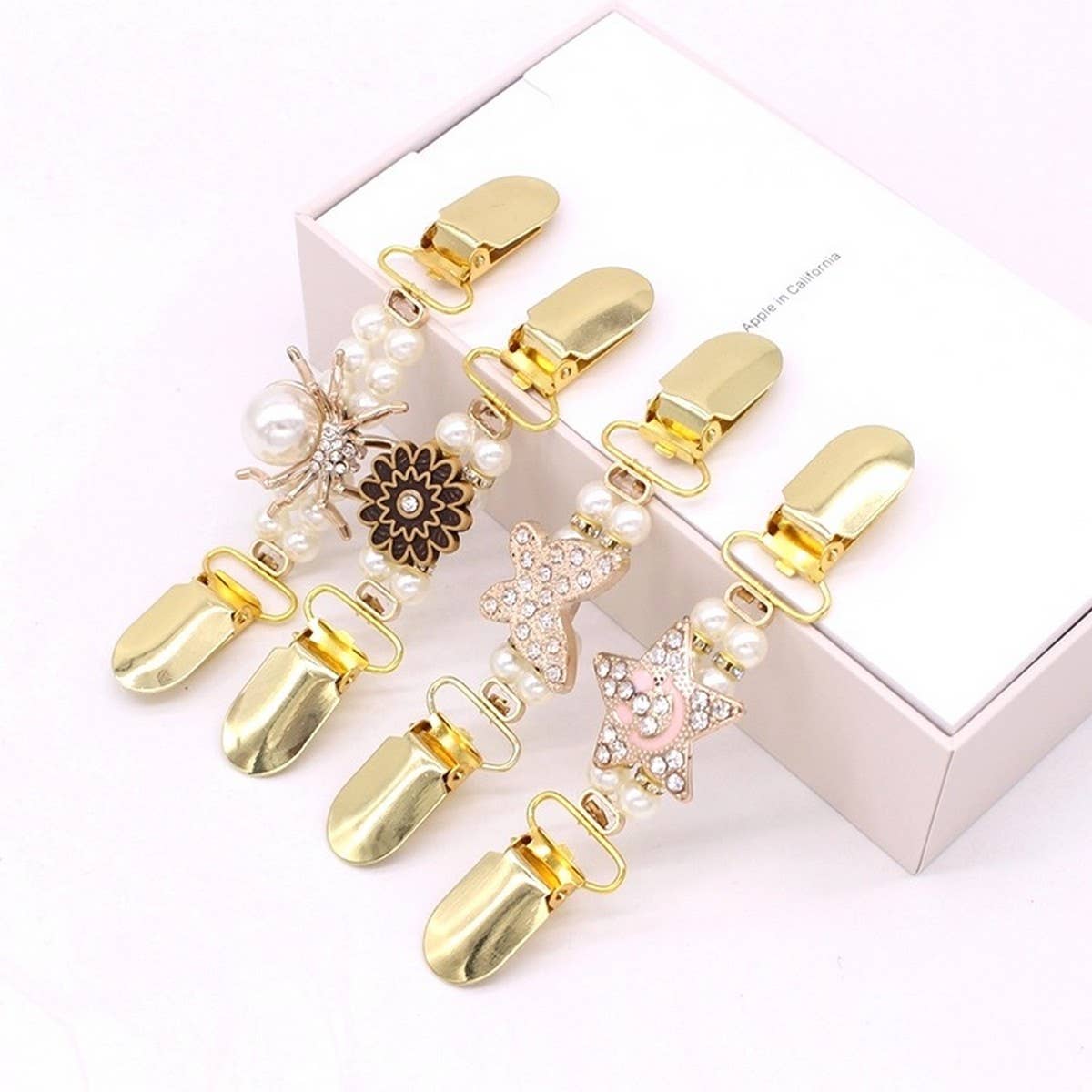 ACCITY - Wholesale Scarf Clip - Women's - POPULAR HIGH-GRADE PEARL SWEATER CLIP SHAWL CLIP_CWMM22072
