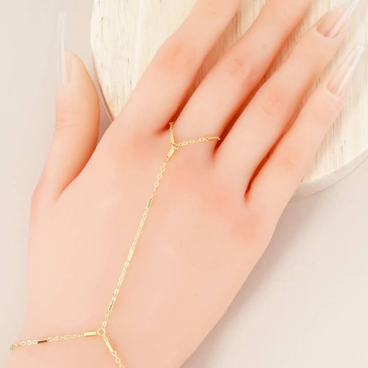 Wild Honey - Wholesale Link & Chain Bracelet - 18K-Gold-Dipped Satellite Rectangle Chain Hand-Chain Bracelet1