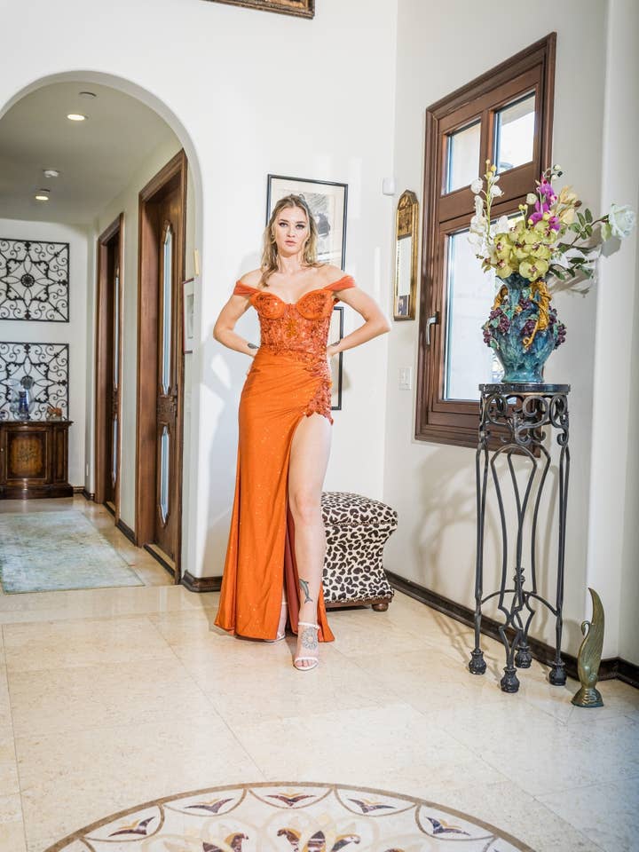 Sweetheart off the shoulder neckline, lace embellished bodic for wholesale by La Veneto