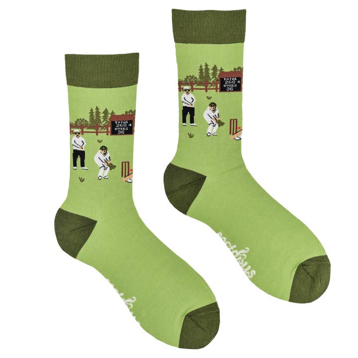 GRØN Cricket Sokker - HOWZAT? for engroshandel på Faire1