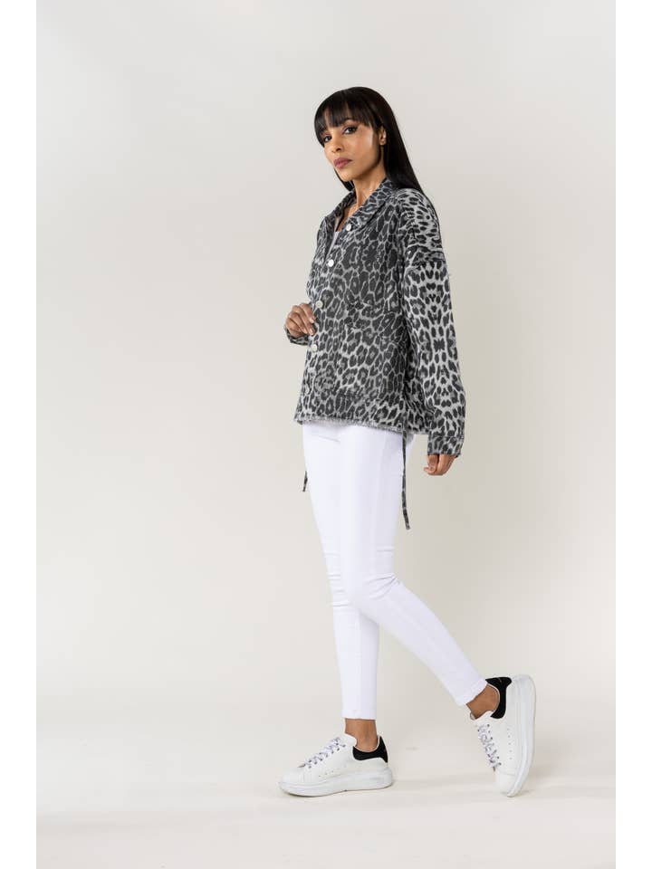 Nina Carter - Wholesale Denim Jacket - Women's - Oversized Denim Jacket Nina Carter large pockets S5621