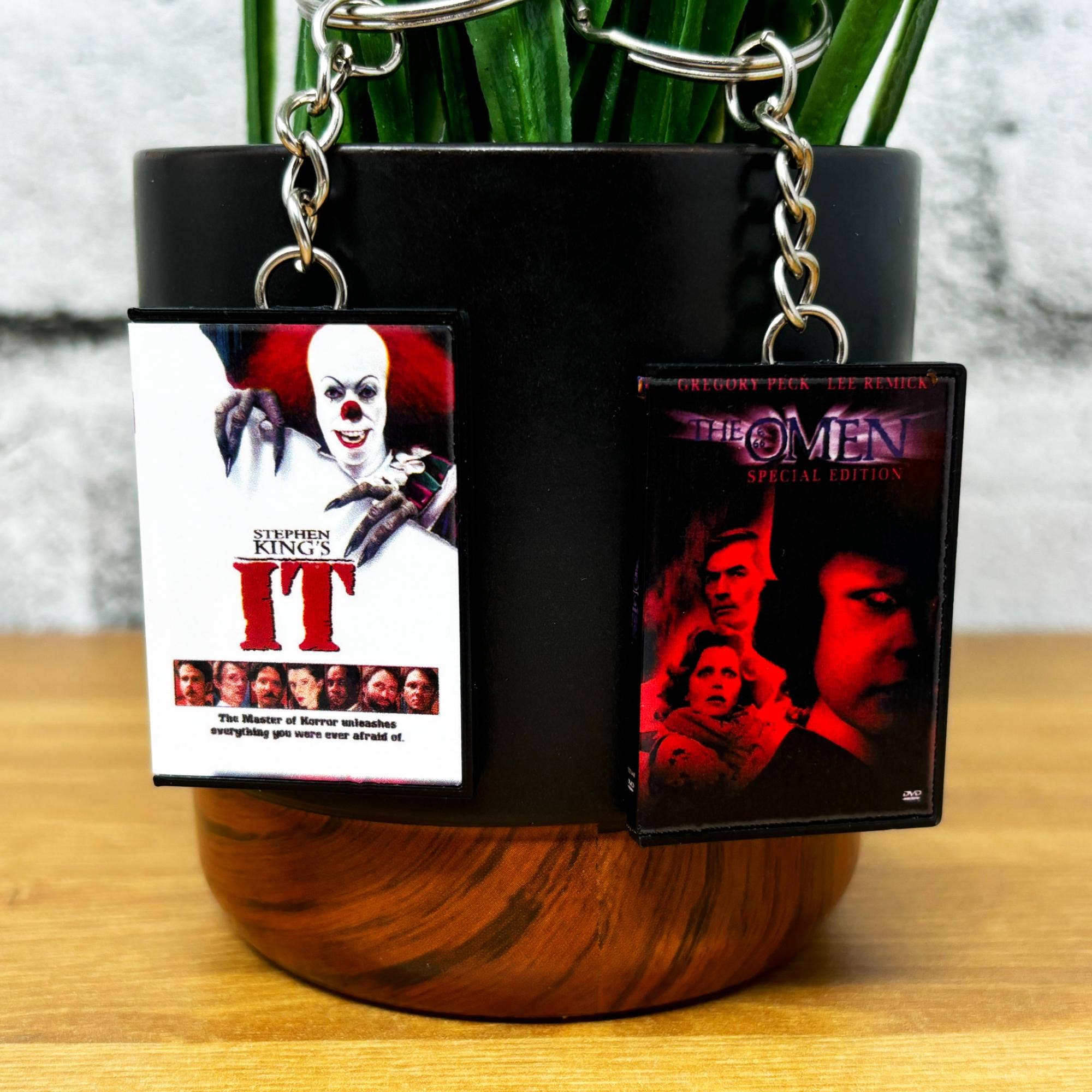 BitsyLabs – wholesale Keychain – Unisex – Horror Movies (H-Q) Keychains4