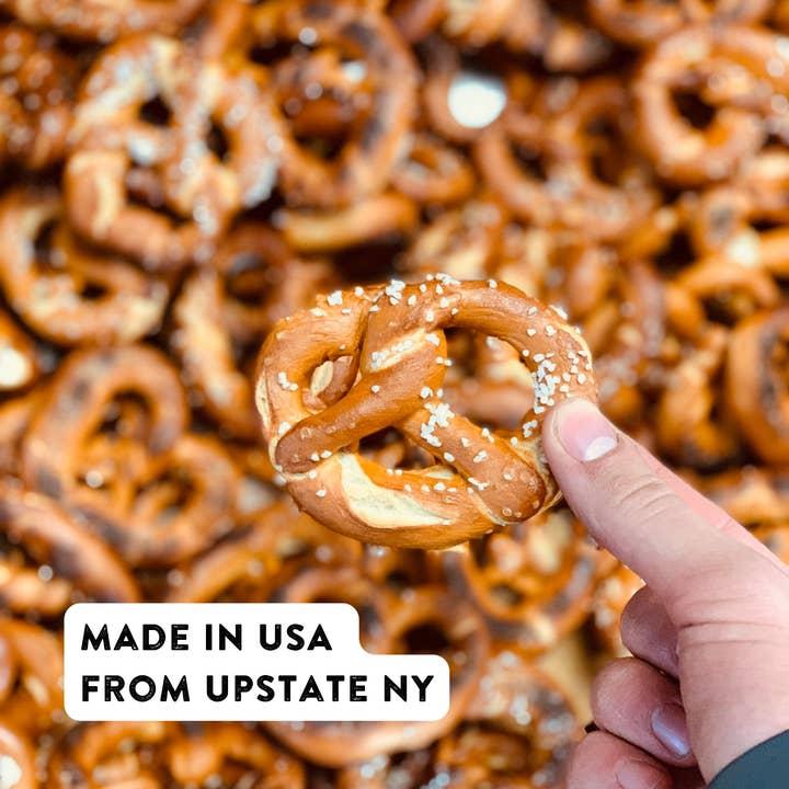 Martins Handmade Pretzels – Engroshandel Saltkringler – Cheddar ost kringlestykker - 6 oz poser