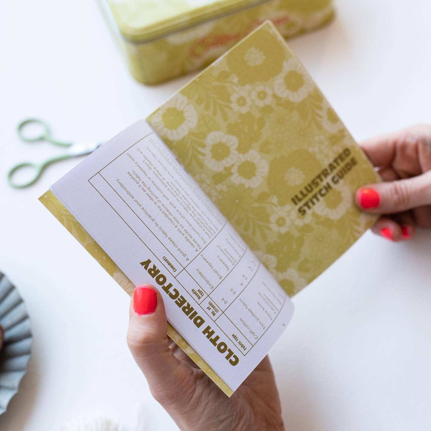 Cotton Clara Craft Kits & Supplies - Wholesale Embroidery/Cross Stitch Supplies - Embroidery Starter Kit Sewing Tin7