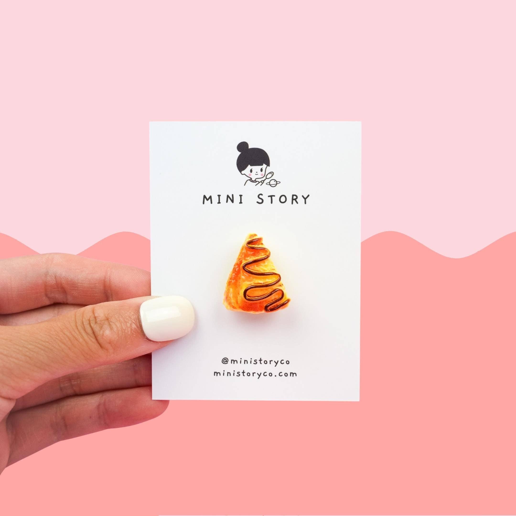 Mini Story Co - Wholesale Lapel pin/button - Bread Bakery Brooch | Baguette, Croissant, Pretzel Pins14