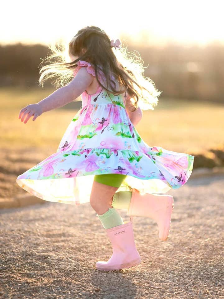 Riley & Rett – Engroshandel Kjole - Børn – Populær Flæse Blondeærme Lagdelt Snurretur1