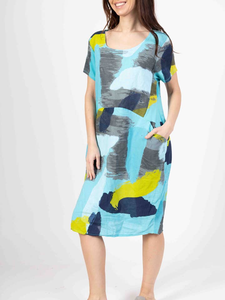 LINEN & COTTON HOUSE - Wholesale Tunic - Women's - TUNIC IN LINEN 3533 ABSTRACT PRINT PLUS SIZE