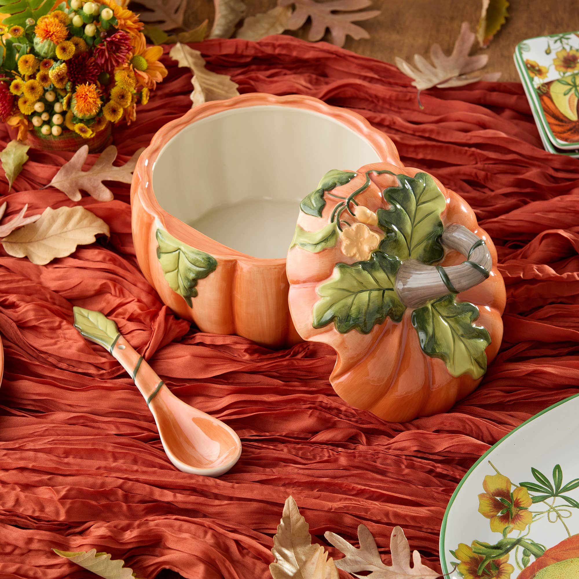 Certified International – wholesale Serving bowl – Harvest Morning Fall Pumpkin Tureen w Ladle 2.75 qt.
