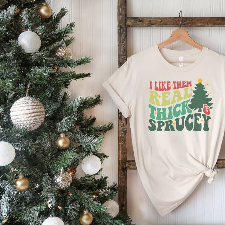I Like Them Real Thick and Sprucey juletrøje for engroshandel hos Woobie Beans Jewelry, Gifts & Apparel