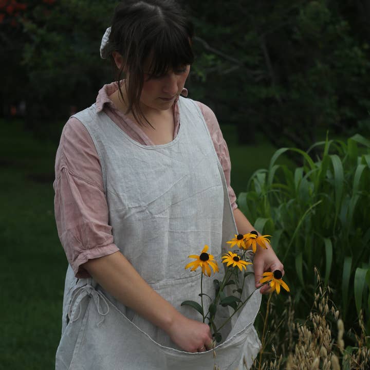 confetti mill - Wholesale Apron - Linen Gardener Apron - Oatmeal11