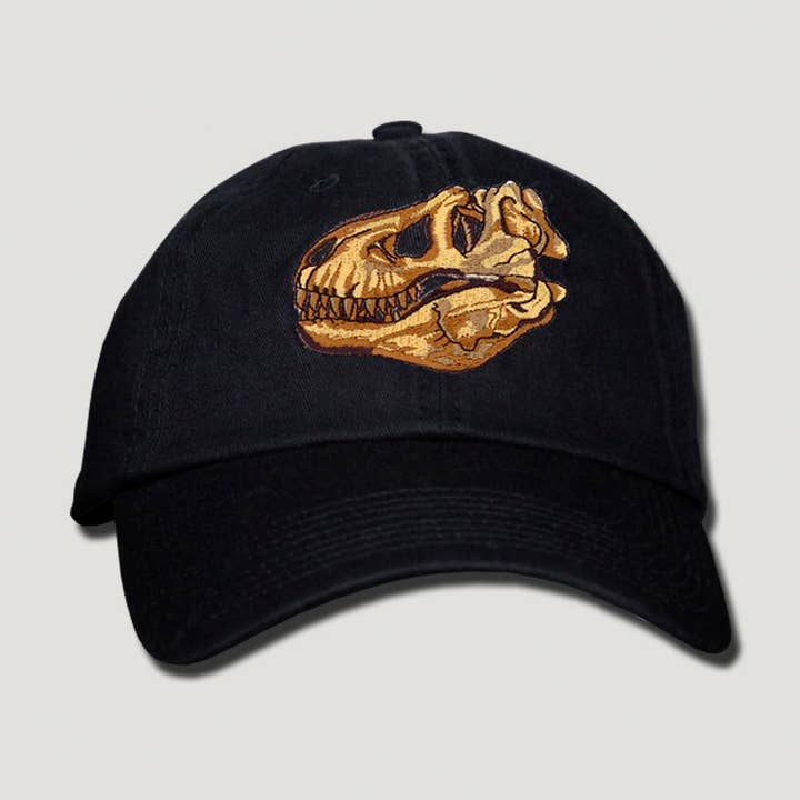 Casquette à profil bas brodée T-Rex Skull pour la vente par Atlas Screen Printing