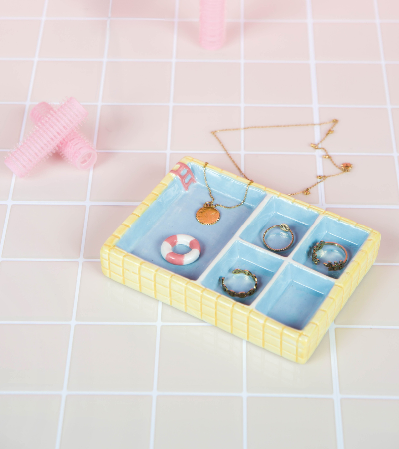 L'expressionist – wholesale Smyckesfat – Smyckesställ pool4