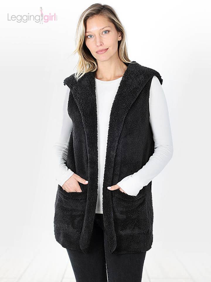 Voorzakken met capuchon van imitatiebont - zwart voor wholesale door LeggingGirl.com