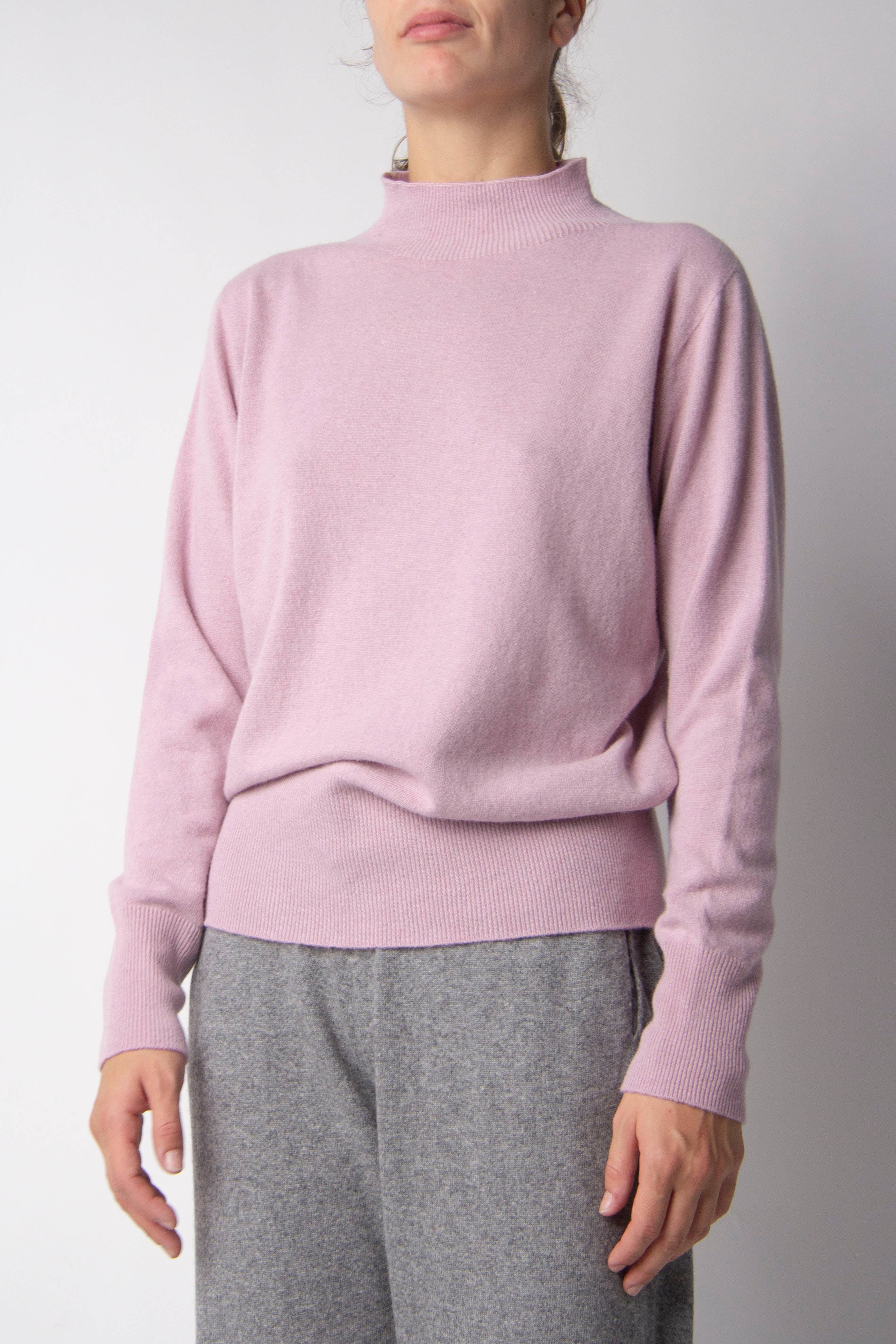 Lèmme - Wholesale Tunic Sweater - Women's - Cashmere Mix Mock Neck 3D Knit




Cashmere Mix Mock Neck 4