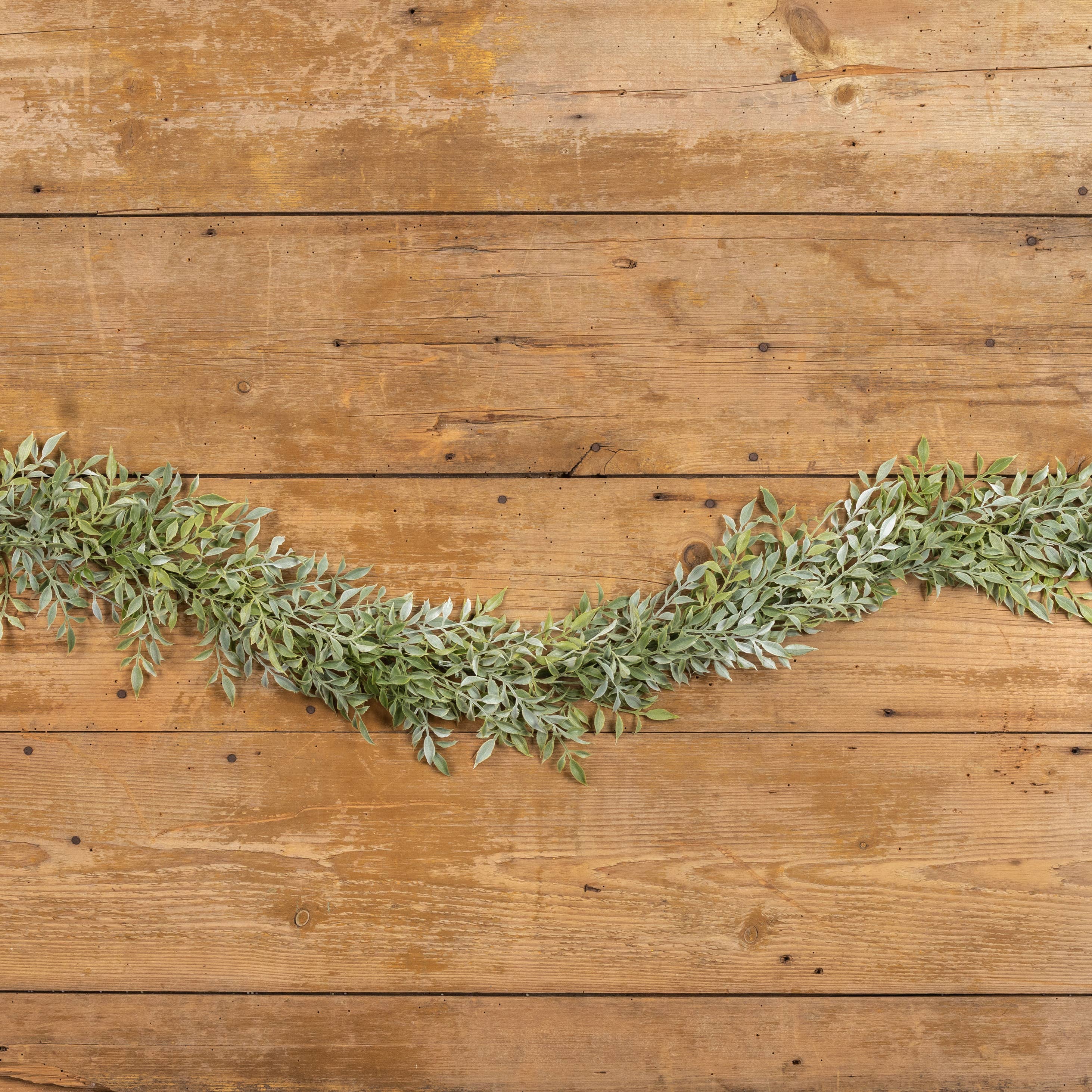 Ragon House – Arco de bandeirinhas por atacado – Grinalda de Folhas de Chá Verde Suave de 1,8 m1