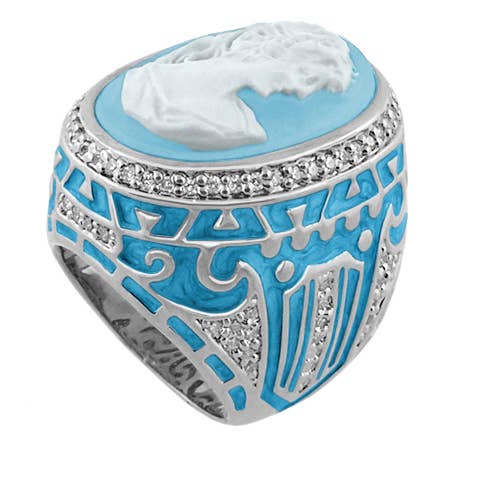 Bague Cameo Rome pour la vente par Lauren G Adams