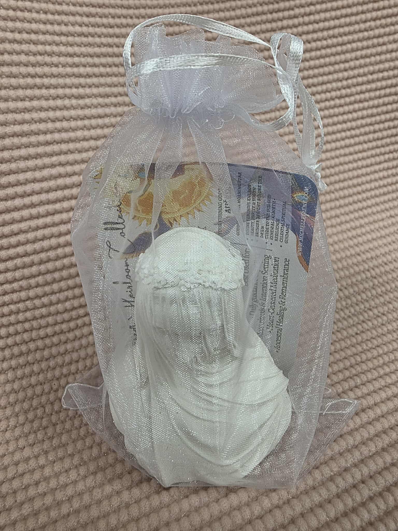 Divine Angelic Guidance - Michelle Irene - Vendita all'ingrosso Scultura - 🕊️ Madonna Velata5