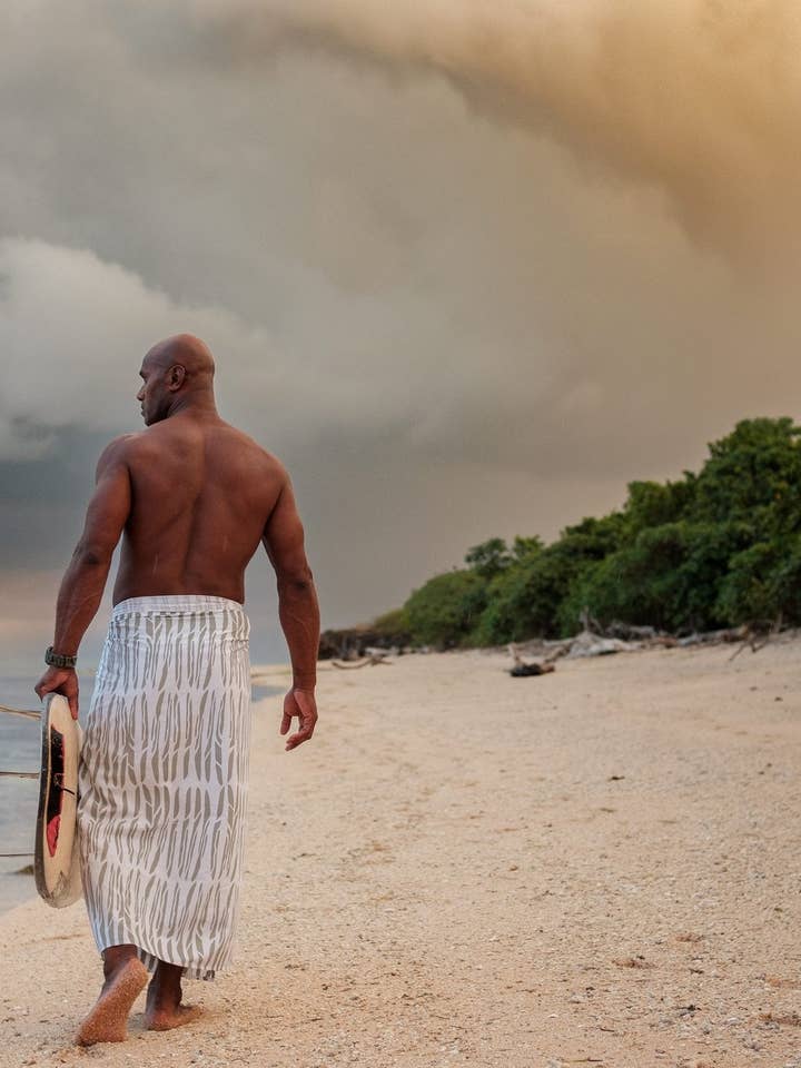 Rise Beyond the Reef - Vente Cache-maillot – femme - Sarong "Sulu" imprimé à la main - Motif Karisi5