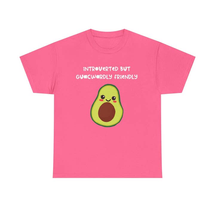 T-shirt Avocat mignon dessiné à la main - T-shirt graphique amusant, T-shirt en coton unisexe, Cadeau pour les amateurs d'avocat, Tenue décontractée, Mode d'été pour la vente par Tomes and Troves, LLC