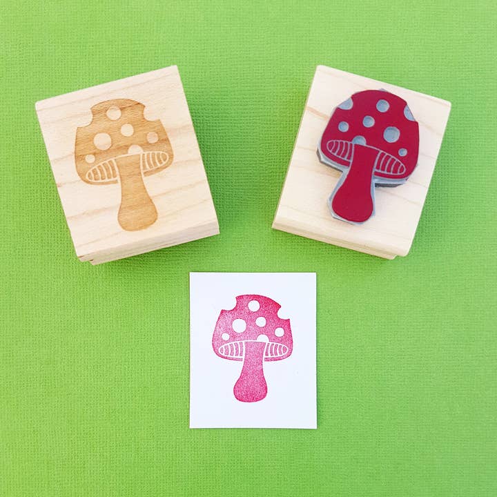 Skull and Cross Buns Rubber Stamps - Wholesale Rubber/Decorative Stamp - Toadstool Rubber Stamp