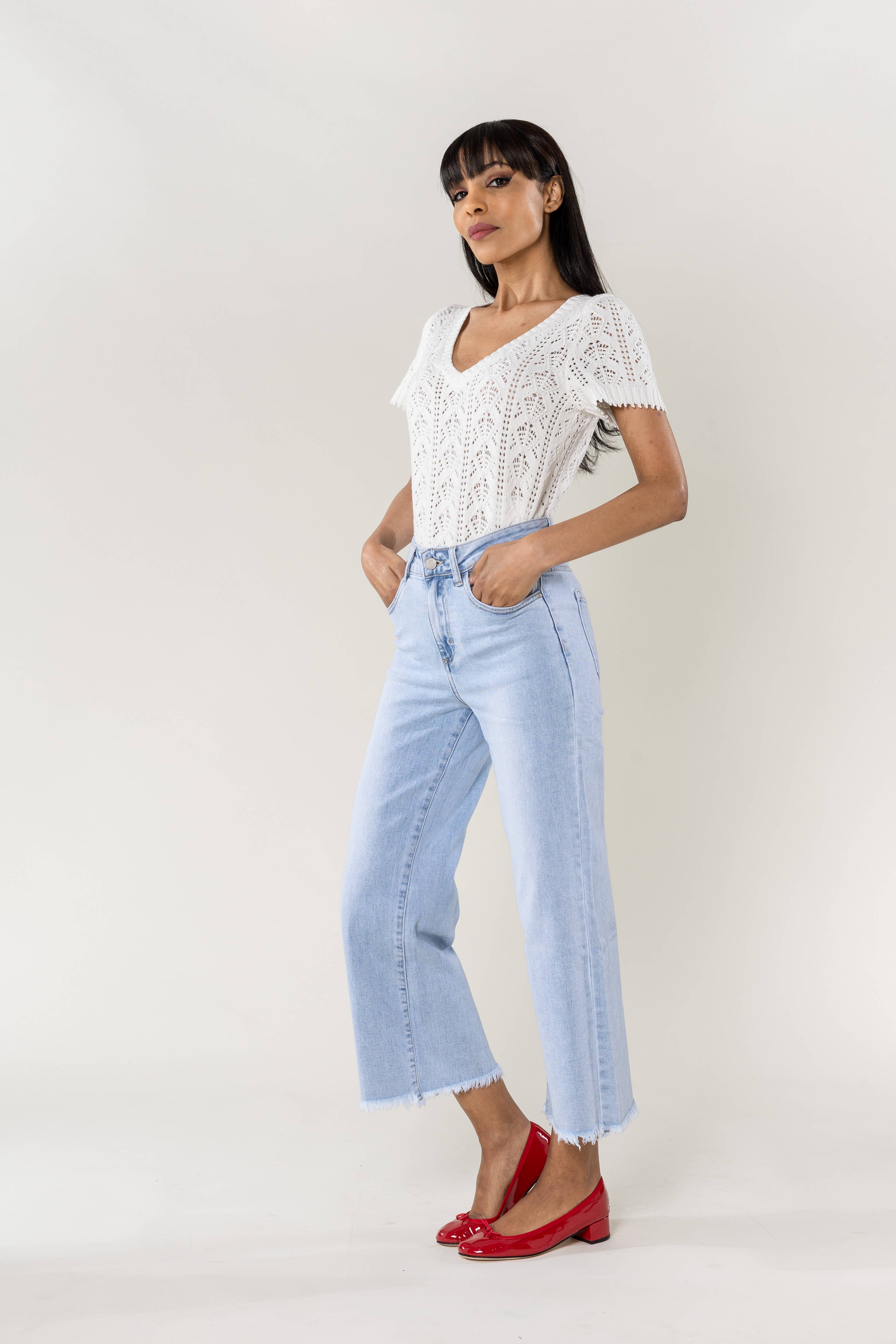 Nina Carter – Engroshandel Jeans - Dame – Nina Carter flare cropped jeans med frynset kant og stretch18