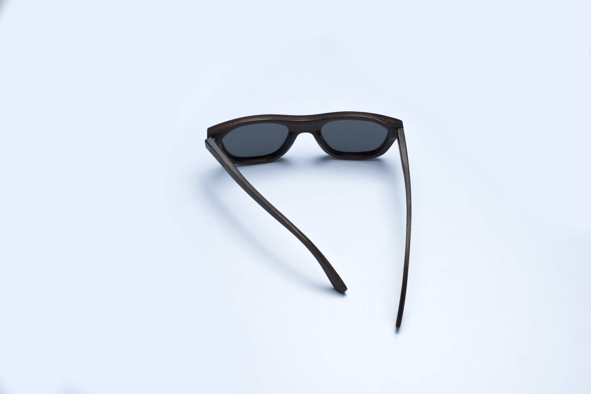 WearPanda - Wholesale Sunglasses - Unisex - Valencia Bamboo Sunglasses17