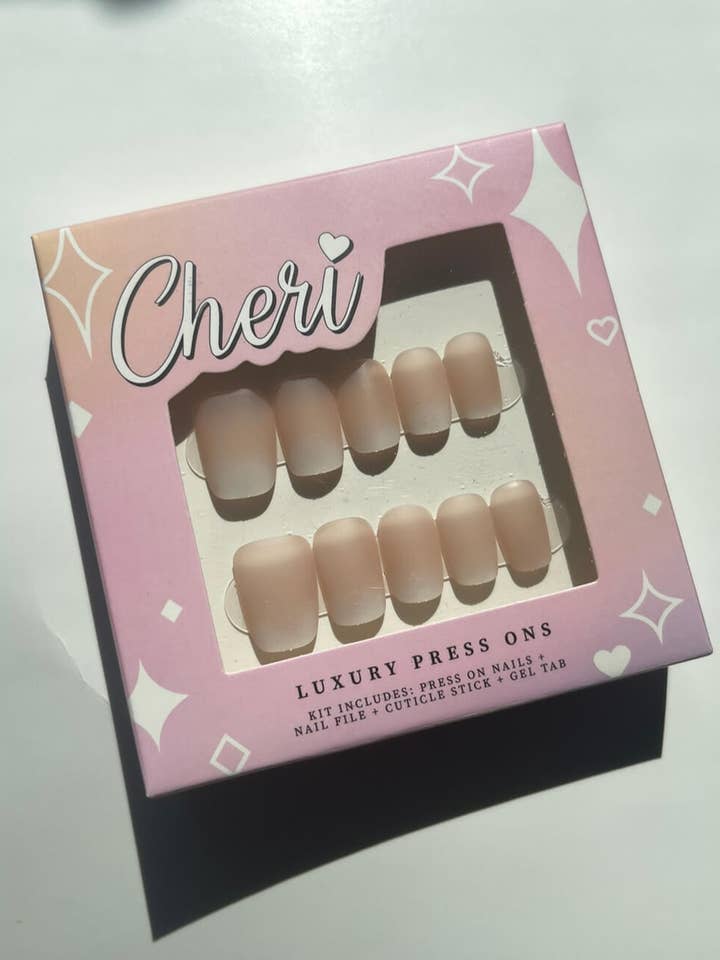 Kit à ongles Press On Style #8 pour la vente par Cheri Press Ons