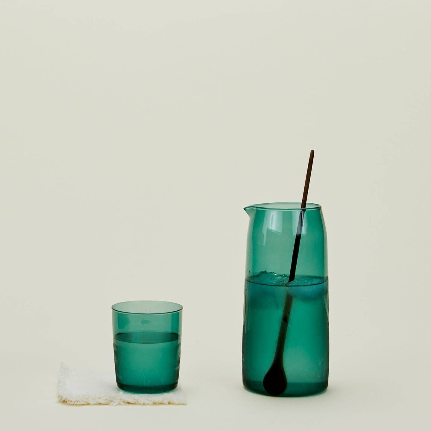 Hawkins New York - Vente Pichets - VERRERIE ESSENTIELLE - CARAFES10