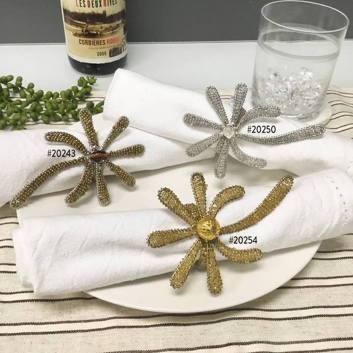 India Handicrafts Inc – Großhandel Serviettenringe – Serviettenring mit goldener Palme6