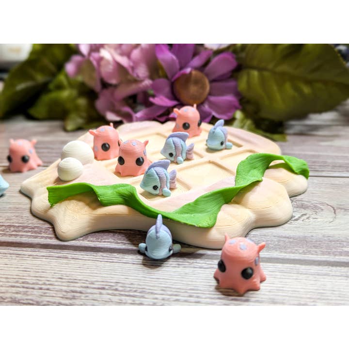 Witchbriar Cottage - Wholesale Board Game - 3D Printed Undersea Tic Tac Toe with Marine Figures1