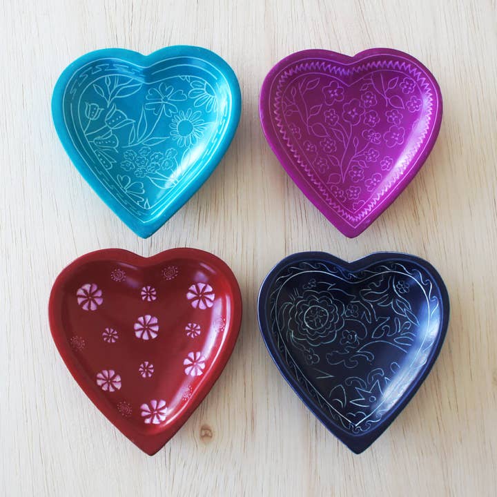 Pattern Heart Dish for wholesale by Venture Imports LLC