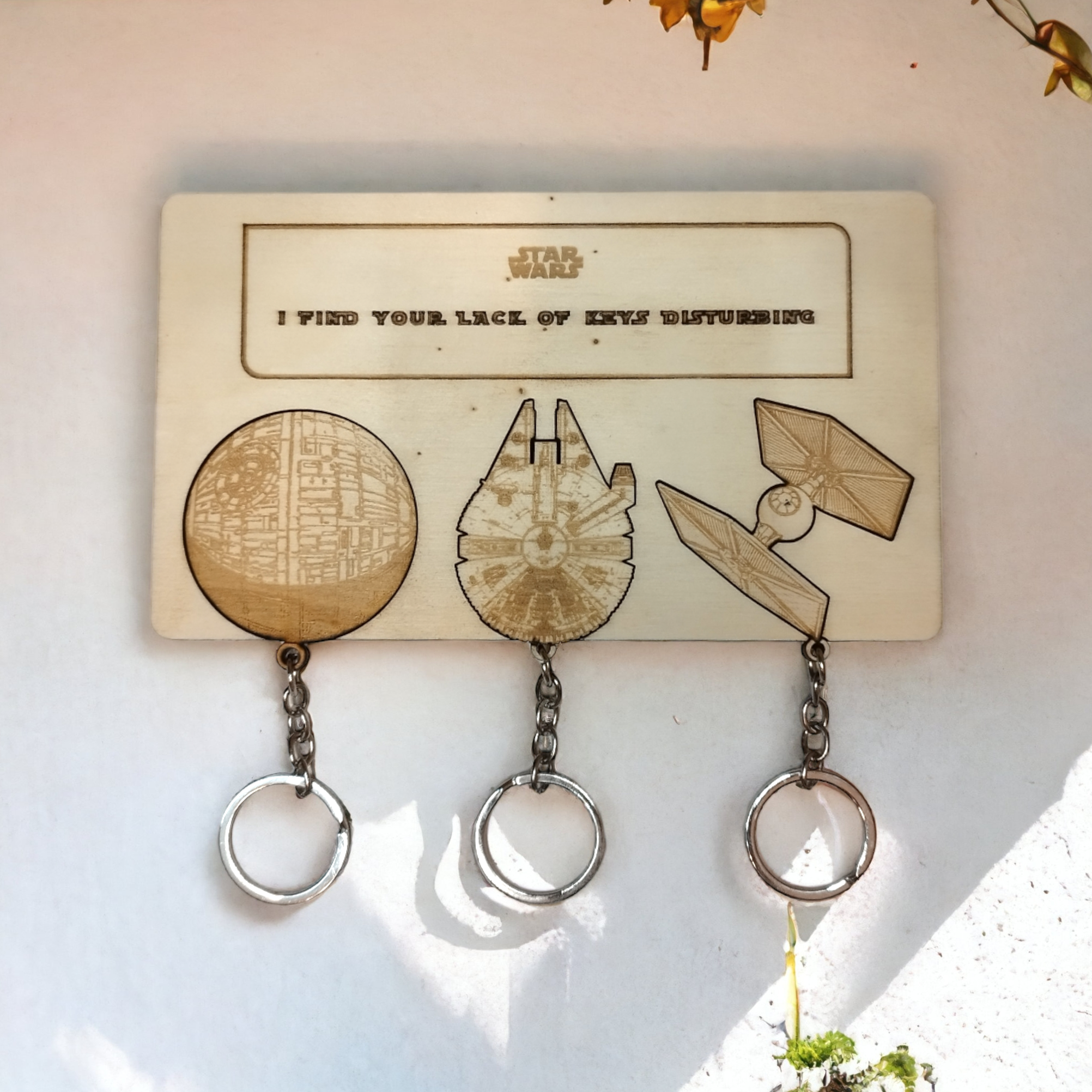 Studio Rima – wholesale Keychain – Unisex – Star Wars Ships Wall Mounted Key Holder - Geek Keychains2
