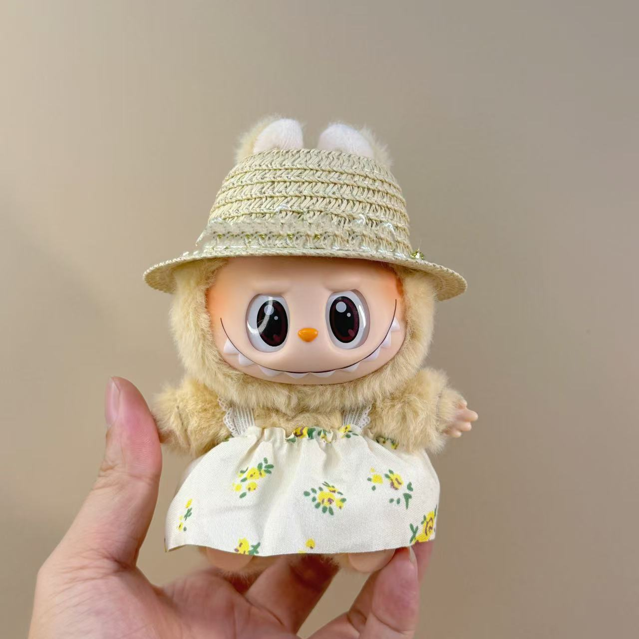 ZKY Wholesale - Wholesale Doll Clothing - Kids - Labubu Clothes Set, No Doll and No Shoe Included3