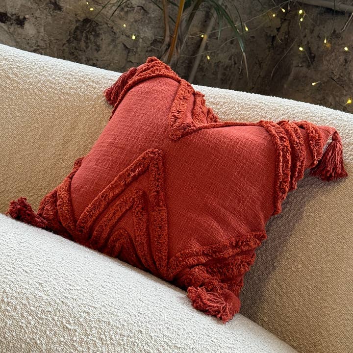 Funda de cojín de algodón texturizado de estilo bohemio de July en color óxido para venta al por mayor de Kozify Decor Inc