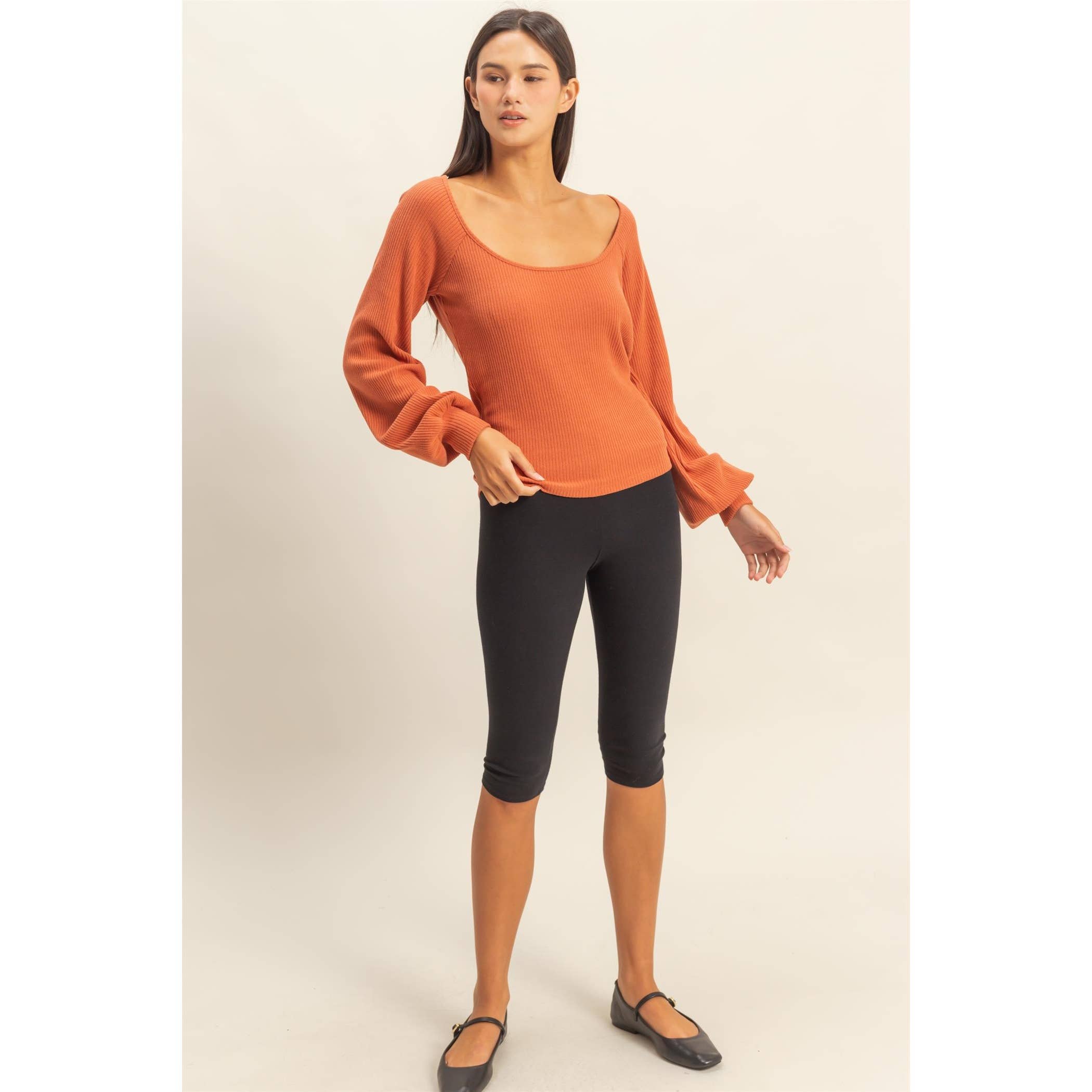 HYFVE - Venta al por mayor Camisa - Mujer - Top de manga globo de cuello cuadrado13