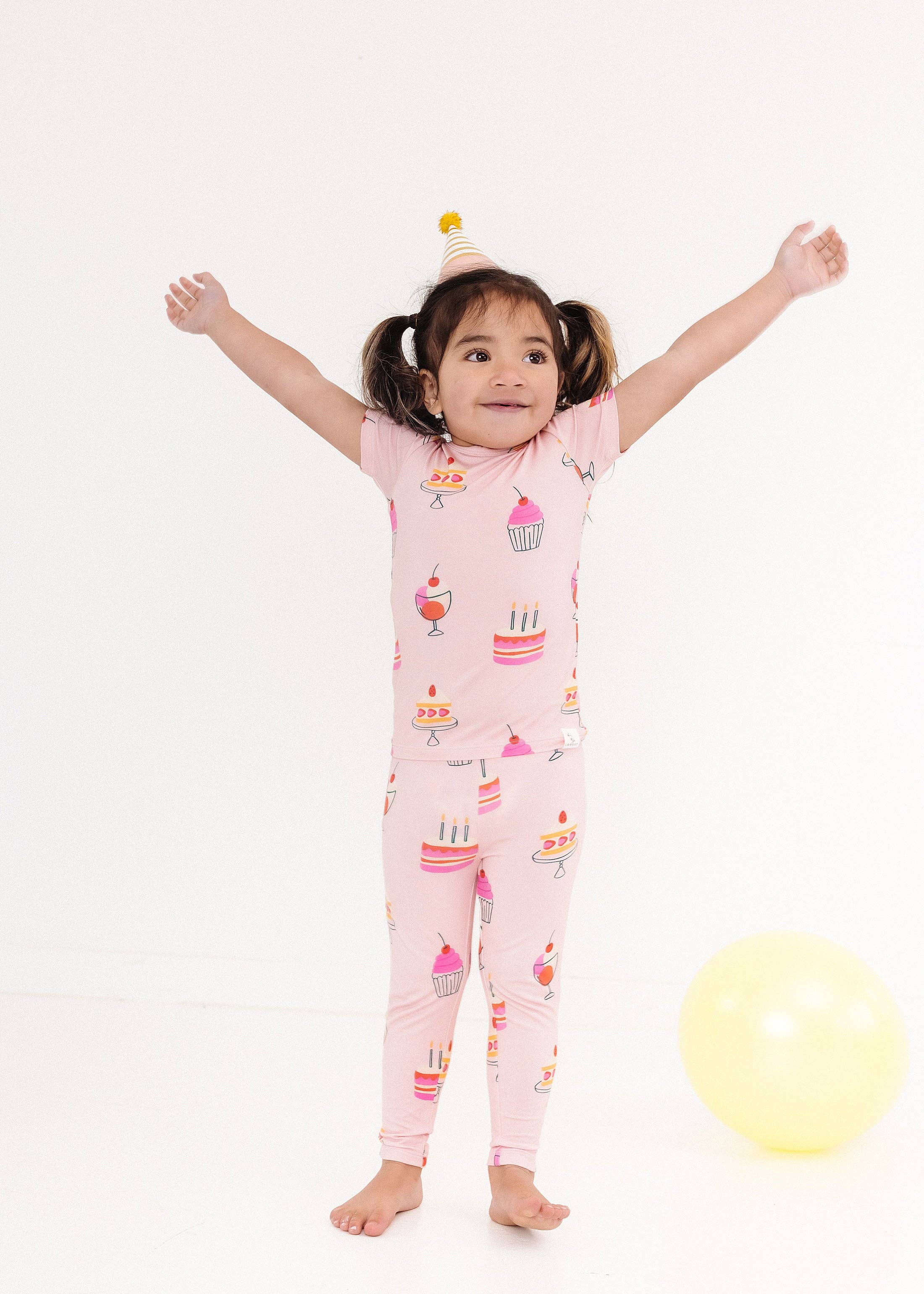 Loocsy LLC - Wholesale Sleepwear Set - Kids - Birthday Cake Pajama Set1